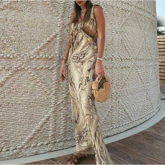 (SOLD) ZARA Animal Print Dress - Picture 3 of 12